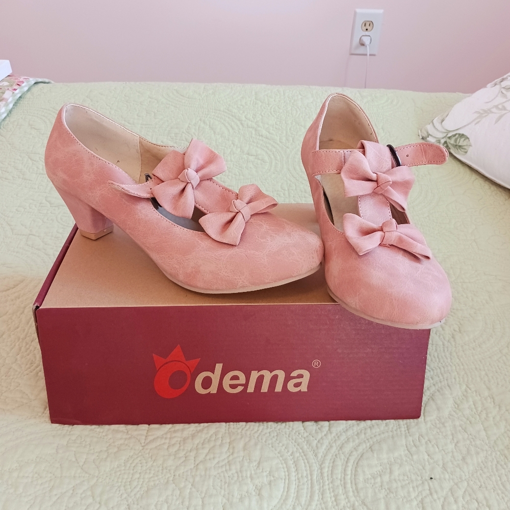 Dusty Rose Bow Heels